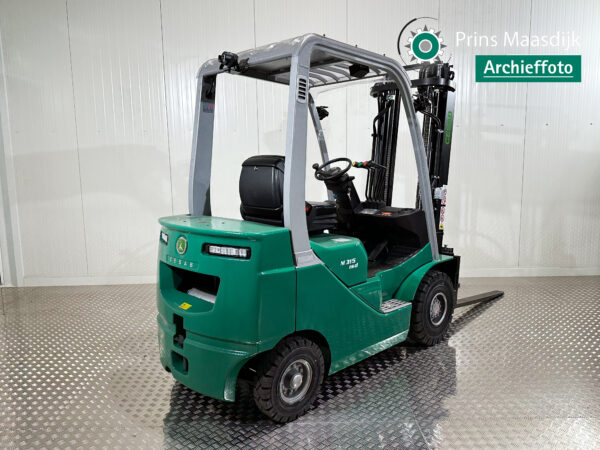 CESAB M315 DV - Forklift Diesel - Image 2