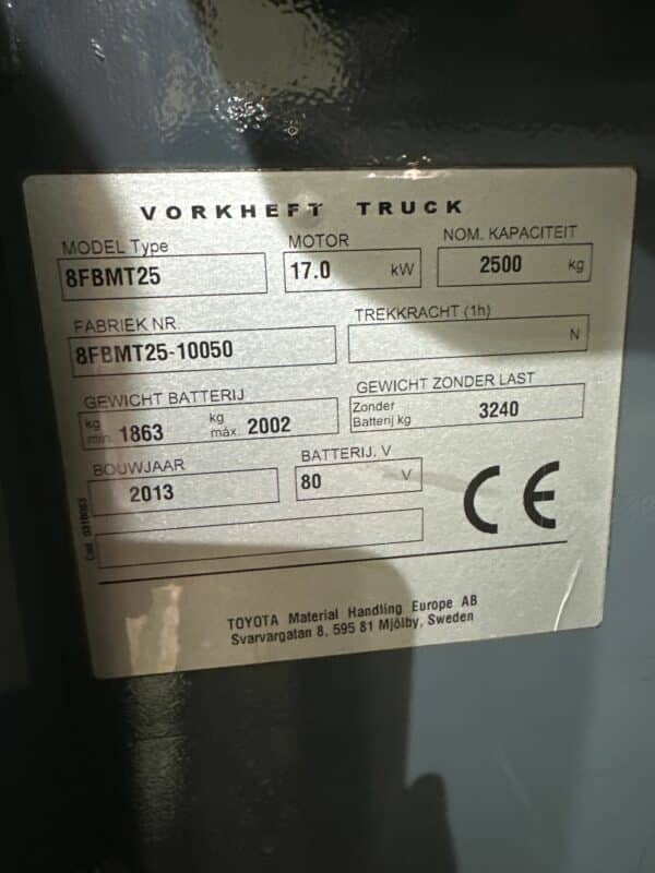 TOYOTA 8FBMT25 - Forklift Electric - Image 4