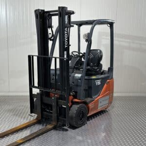 TOYOTA 8FBE15T - Forklift Electric