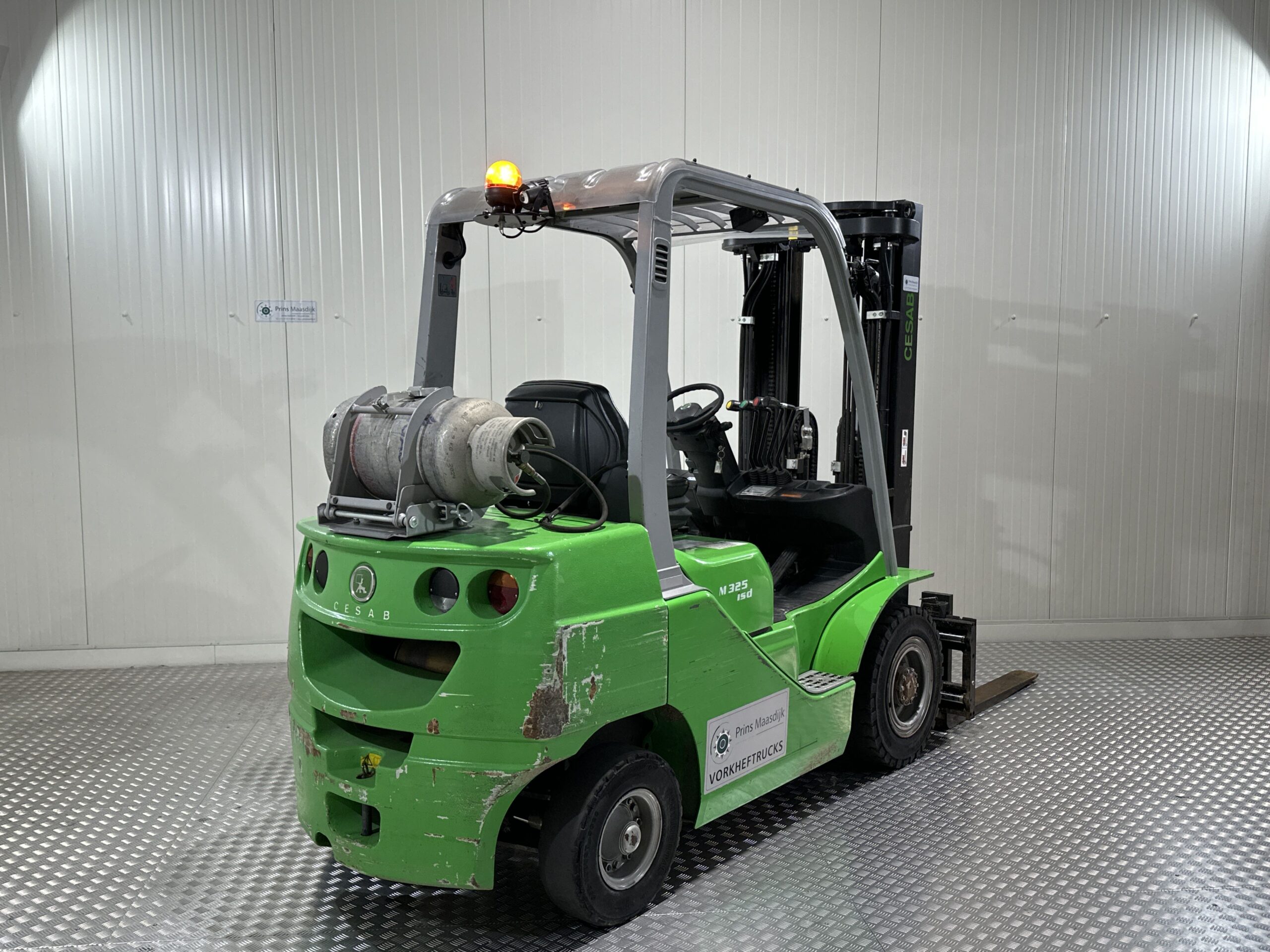 CESAB M325 LPG - Forklift gas - Image 2