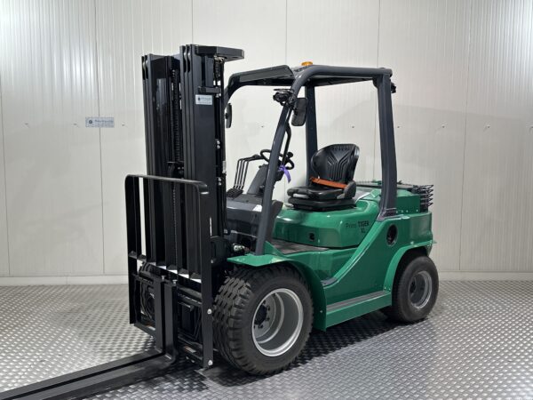 PRINS TIGER XL 2.5 STAGE V - ***Vorkheftruck Diesel***