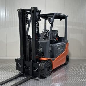 TOYOTA 9FBM25T - Forklift Electric