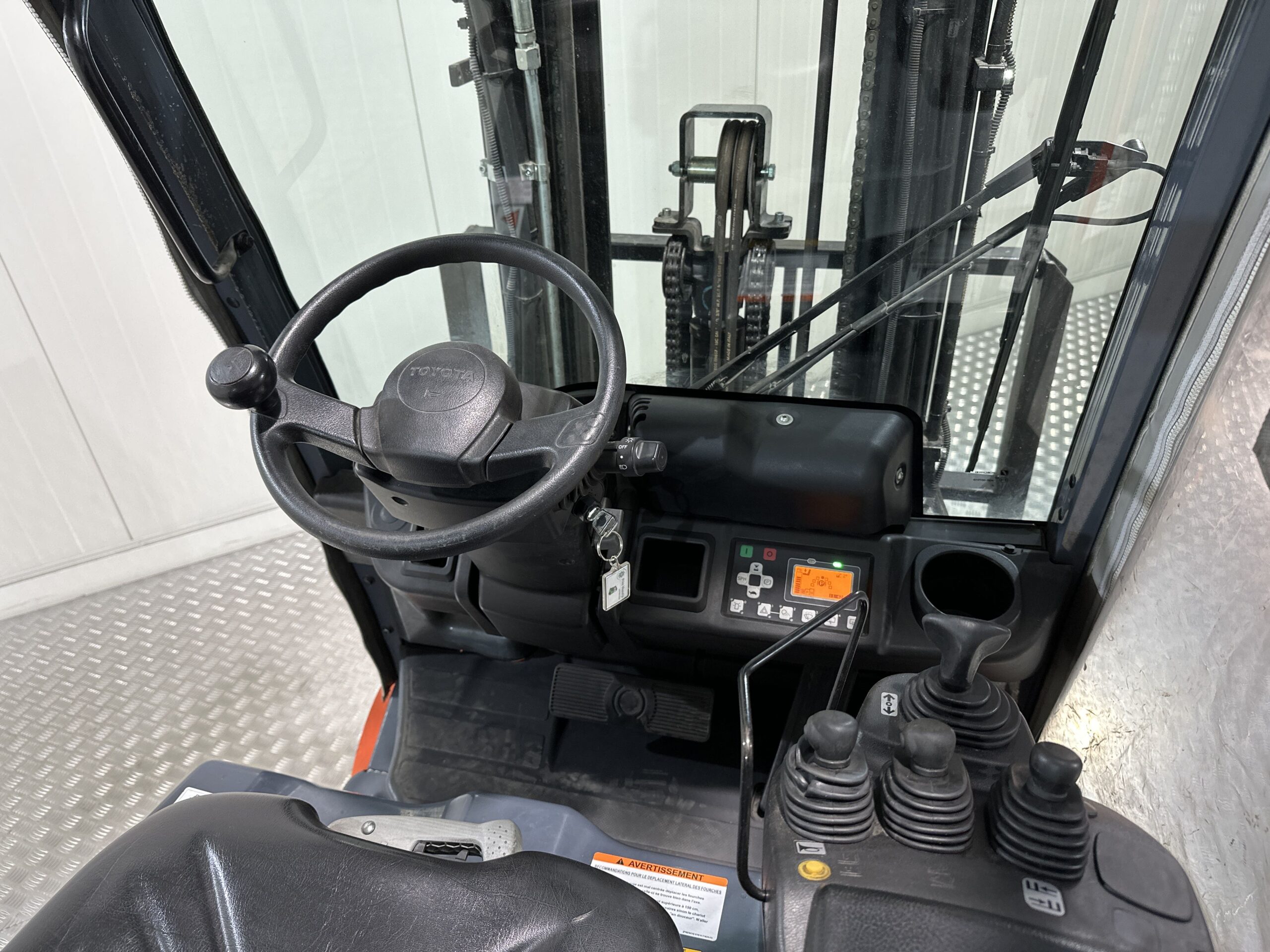 TOYOTA 8-FBE15T - Forklift Electric - Image 3