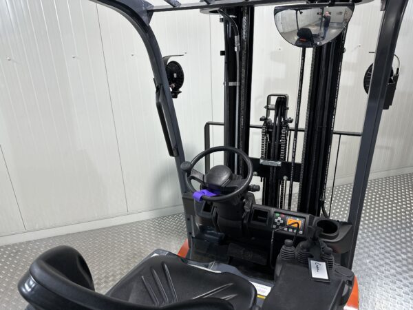 TOYOTA 8FBE20T - Forklift Electric - Image 3