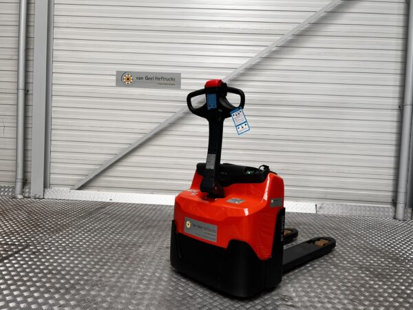 BT LWI160 - Electric pallet truck - Image 2
