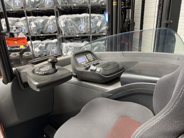 BT RRE160 - Reach truck - Image 3