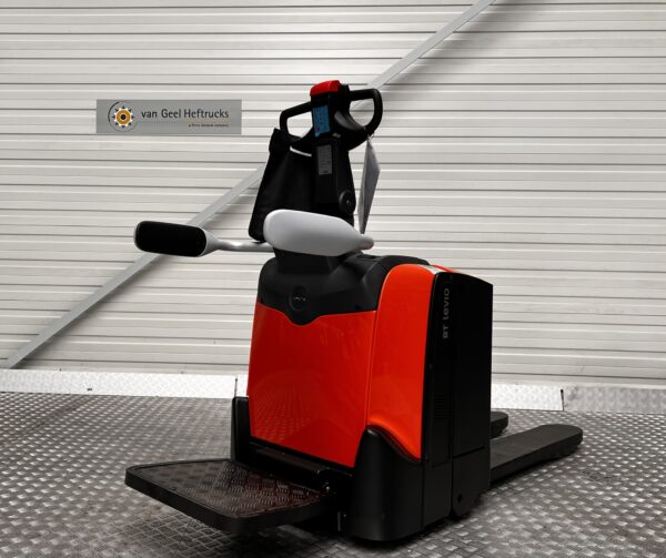 TOYOTA LPE200B - Electric pallet truck - Image 2
