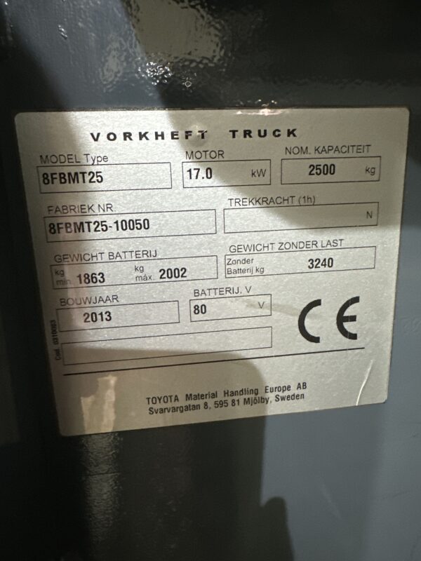 TOYOTA 8FBMT25 - Forklift Electric - Image 5