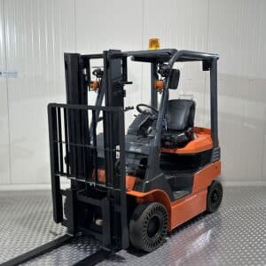 TOYOTA 8FB15 - Forklift Electric
