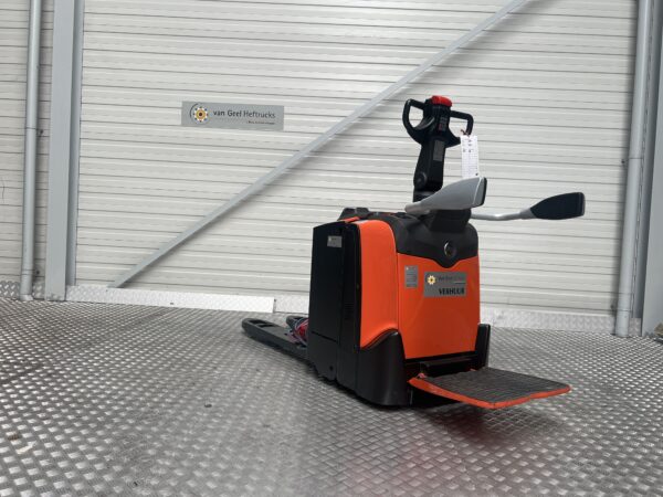 BT LPE200 - Electric pallet truck - Image 2