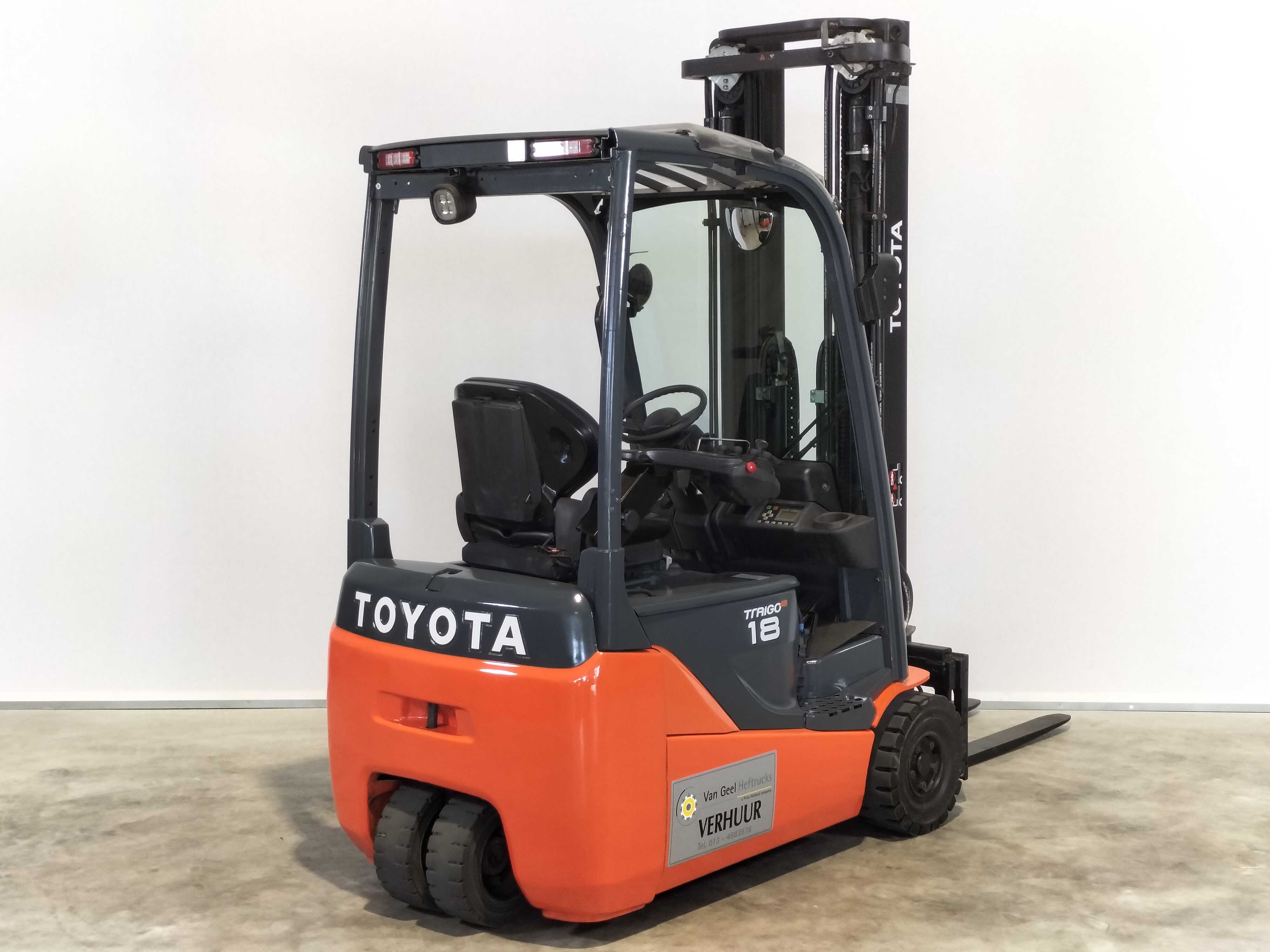 TOYOTA 8FBEK18T - Forklift Electric