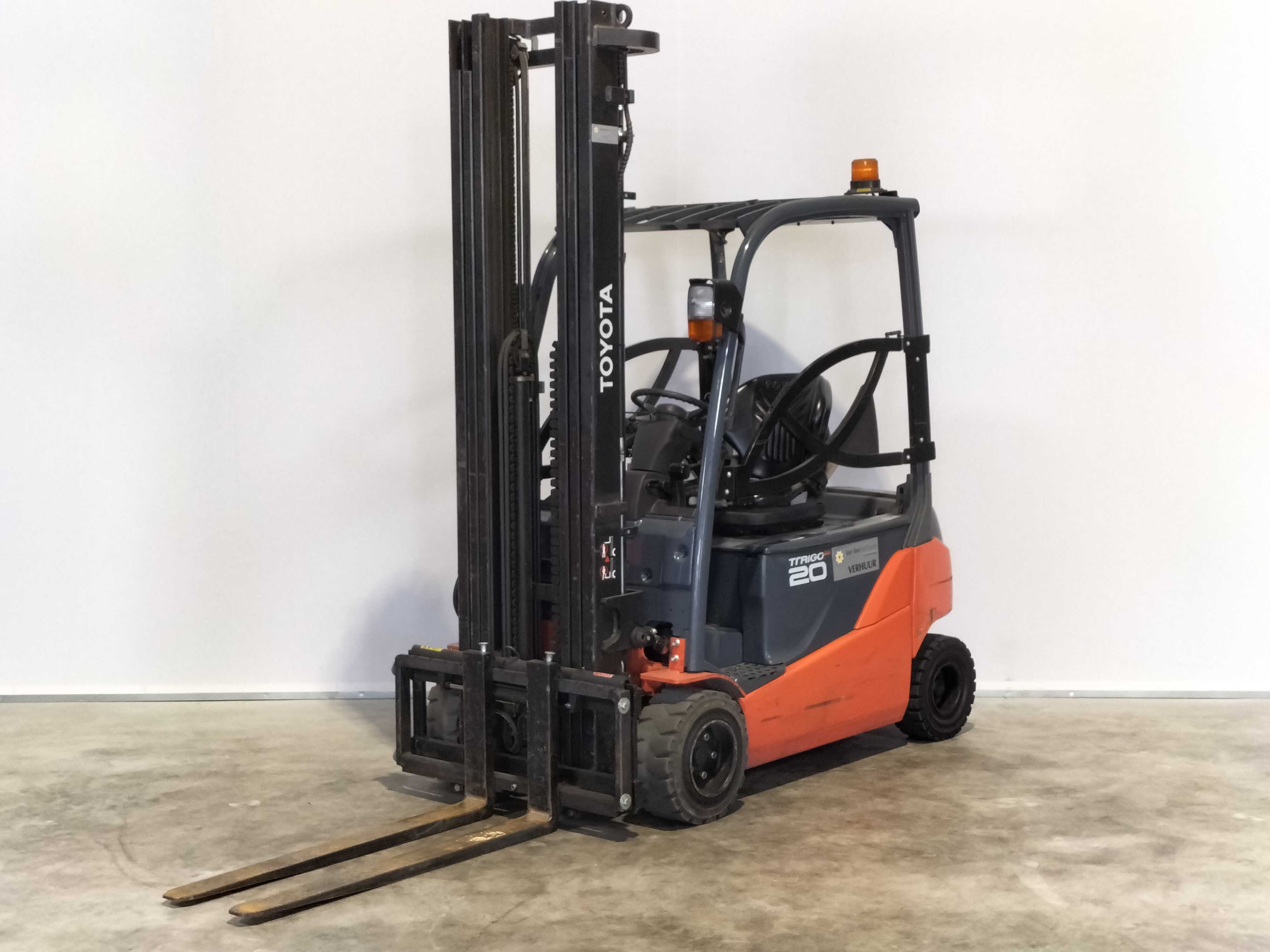 TOYOTA 8FBMT20 - Forklift Electric