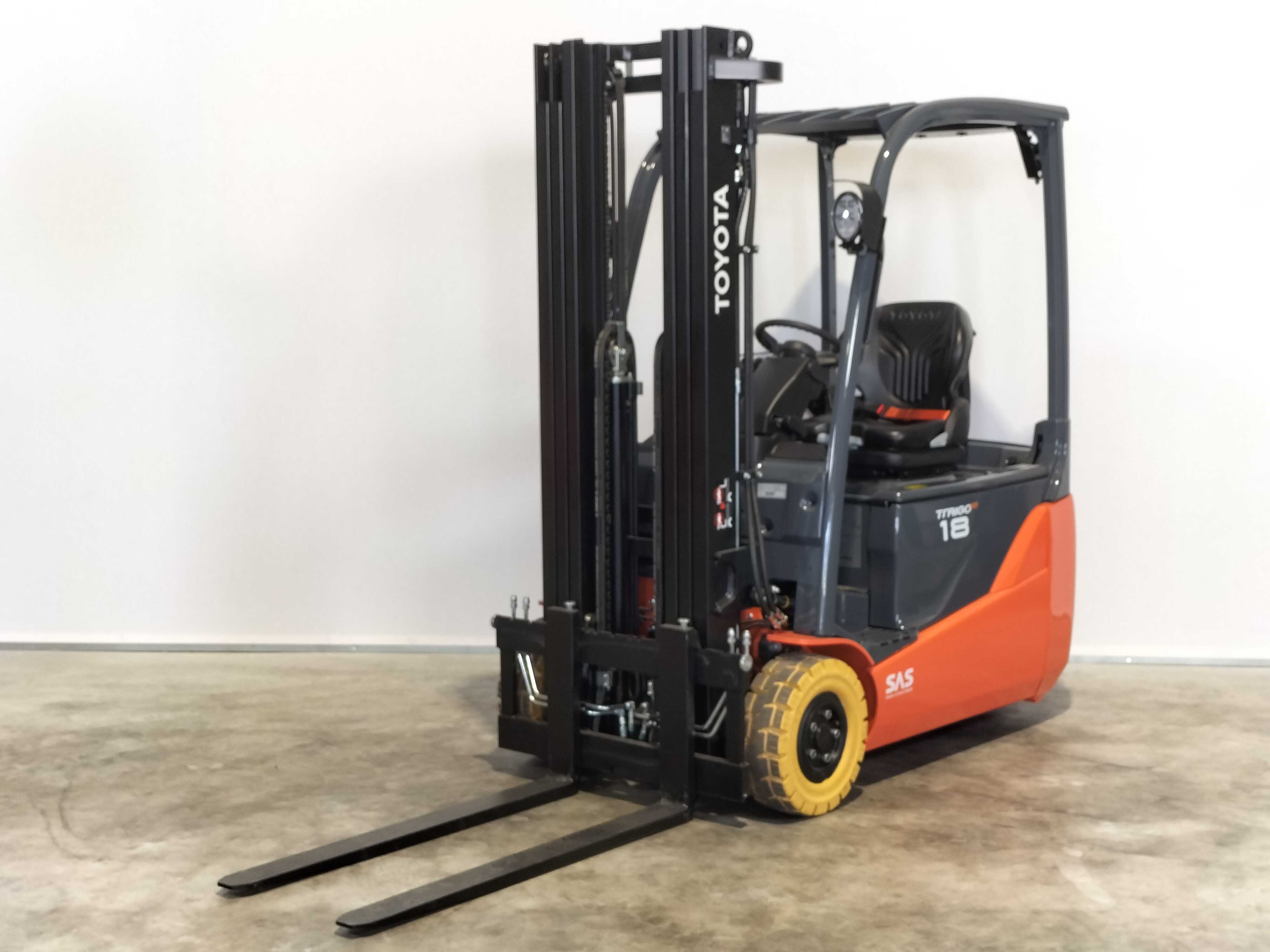 TOYOTA 8FBE18T - Forklift Electric
