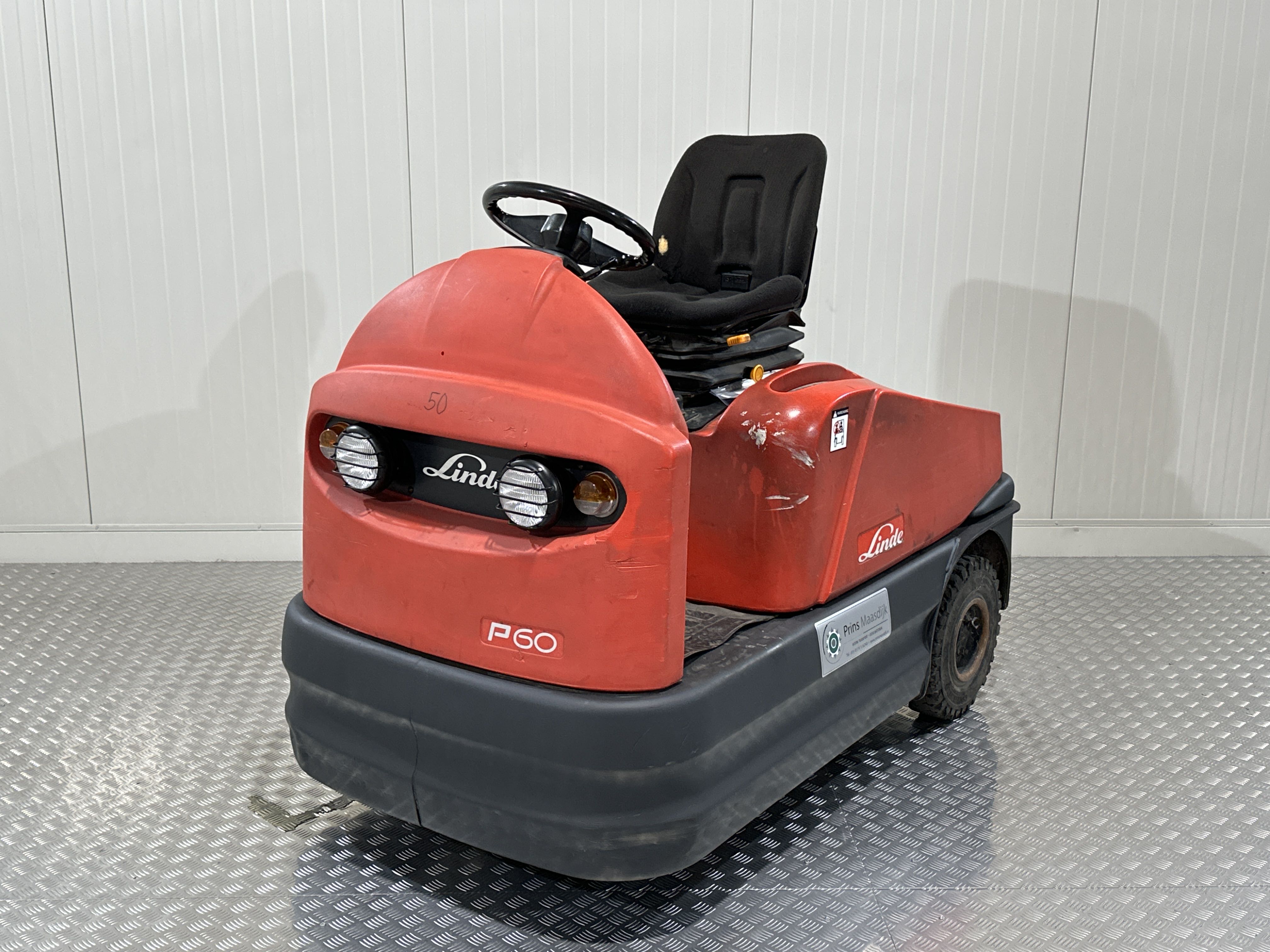 LINDE P60 - Tow tractor Electric