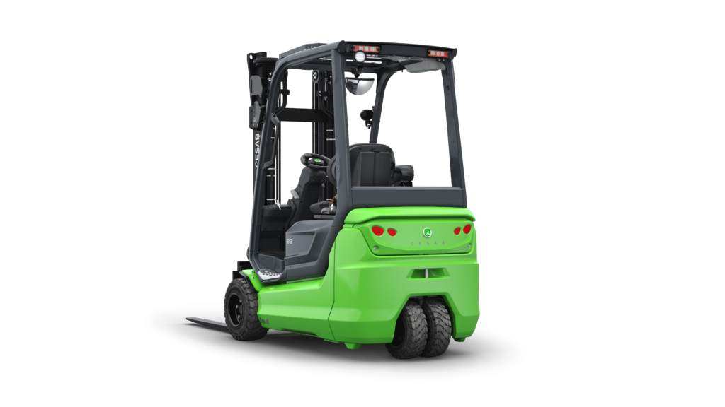 CESAB B3 electric forklift with 48V drive and up to 2,000 kg capacity. Compact, maneuverable and ideal for intensive use in warehouses.