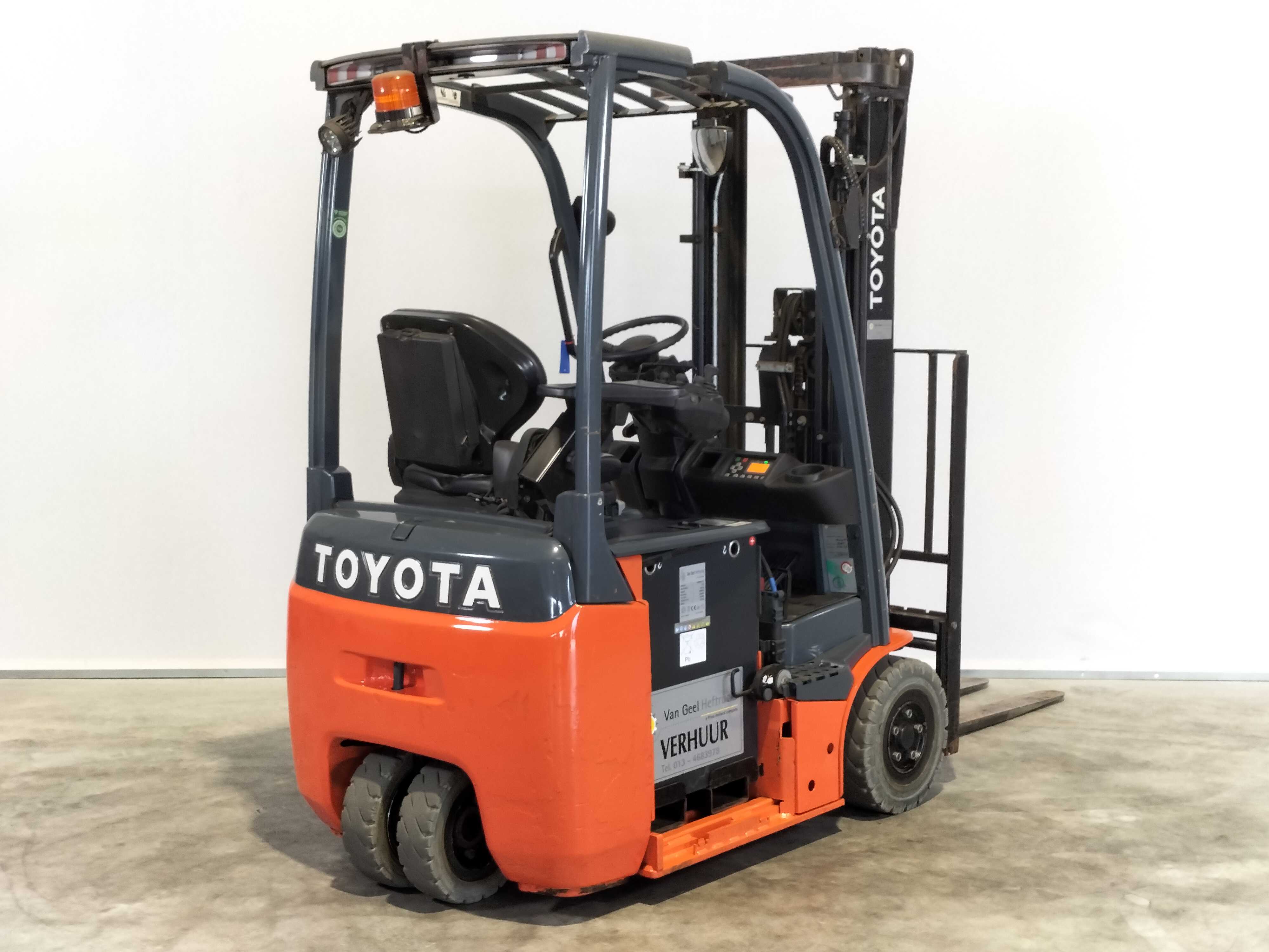 TOYOTA 8FBE15T - Forklift Electric