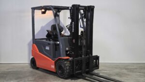 TOYOTA 8FBMT25 – Vorkheftruck Elektro