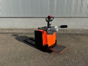 Toyota LPE200 – Toyota LPE200