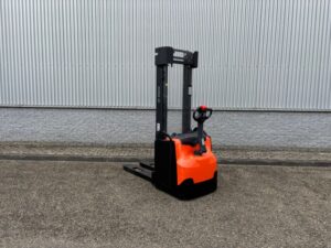 Toyota SWE160 – Toyota SWE160