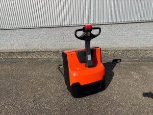 Toyota LWE200 – Toyota LWE200